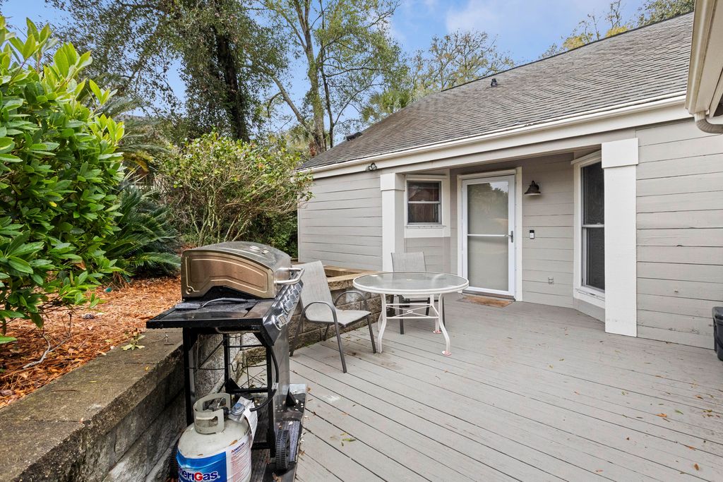 Photo of 431 Double Eagle Trace, Seabrook Island, SC 29455 (MLS # 26005601)