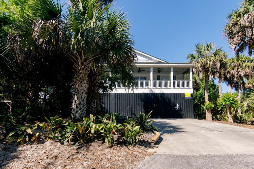 Photo of 1520 Dorothy Street, Edisto Island, SC 29438 (MLS # 26004082)