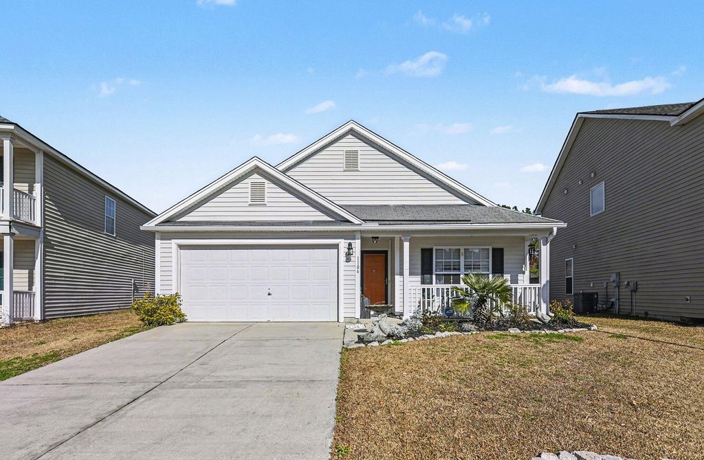 Photo of 1106 Flyway Road, Summerville, SC 29483 (MLS # 26001644)