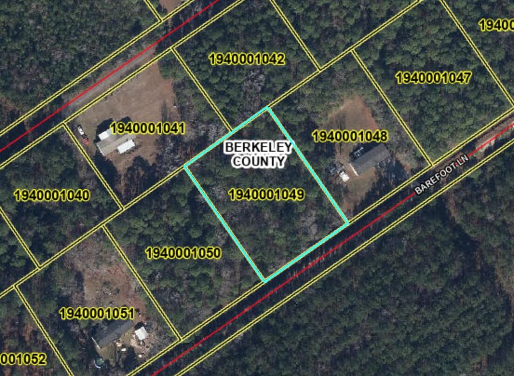 Photo of 0 Barefoot Lane, Summerville, SC 29483 (MLS # 25032064)