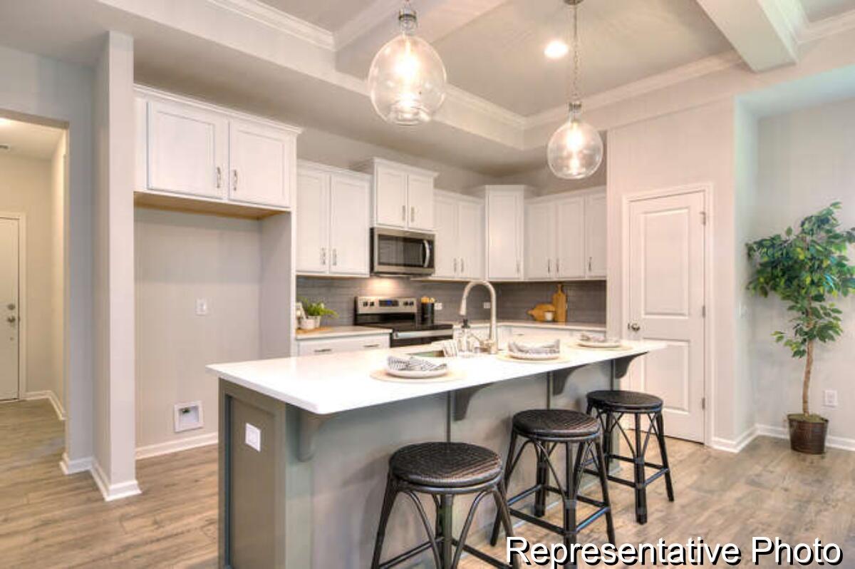 1018 Toland Drive 38