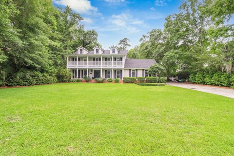 A home in Mount Pleasant