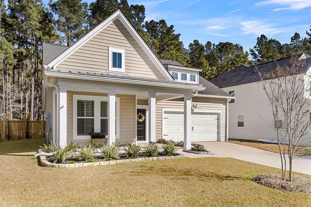 Photo of 1265 Spotflower Street, Summerville, SC 29485 (MLS # 25031292)