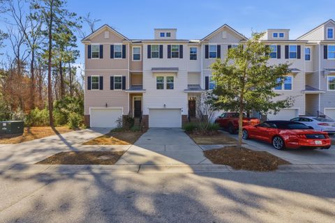 Photo of 147 Claret Cup Way, Charleston, SC 29414 (MLS # 26001846)