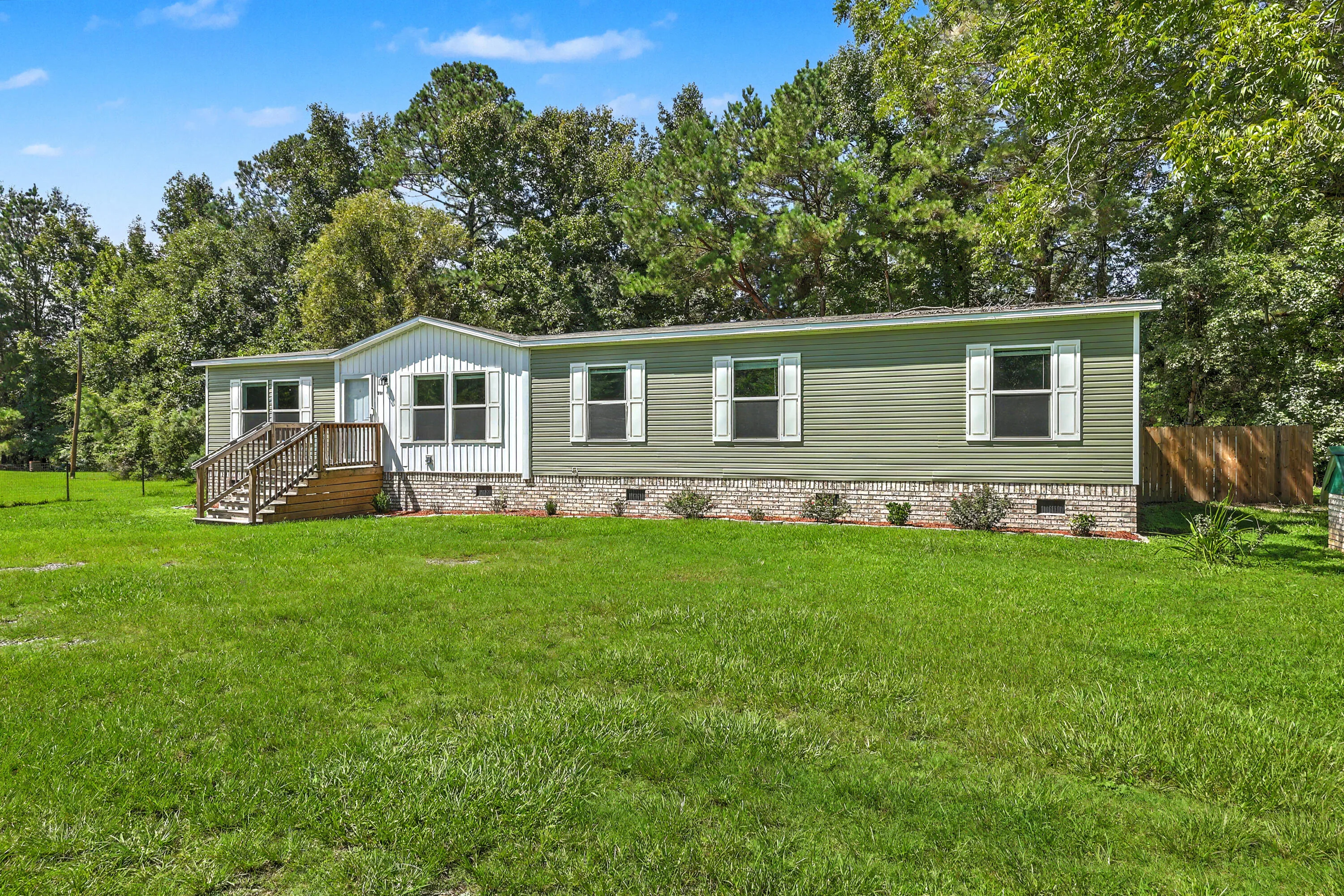 714 Rosa Place