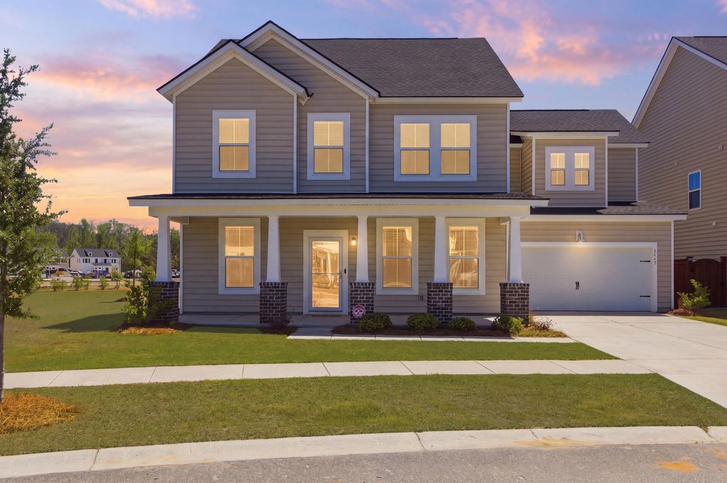 Photo of 1123 Fitzgerald Court, Summerville, SC 29485 (MLS # 26011312)