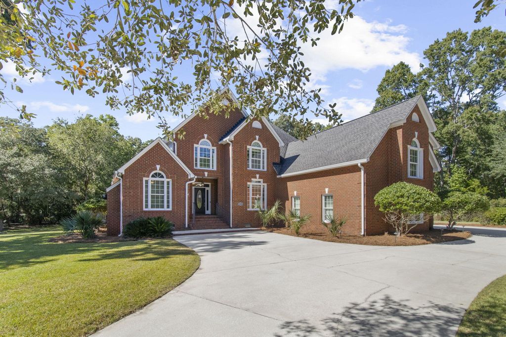 Photo of 2406 Wagner Creek Court, Mount Pleasant, SC 29466 (MLS # 25029043)