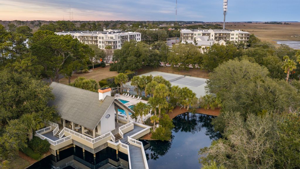 Photo of 1551 Ben Sawyer Boulevard #5-J, Mount Pleasant, SC 29464 (MLS # 26000707)