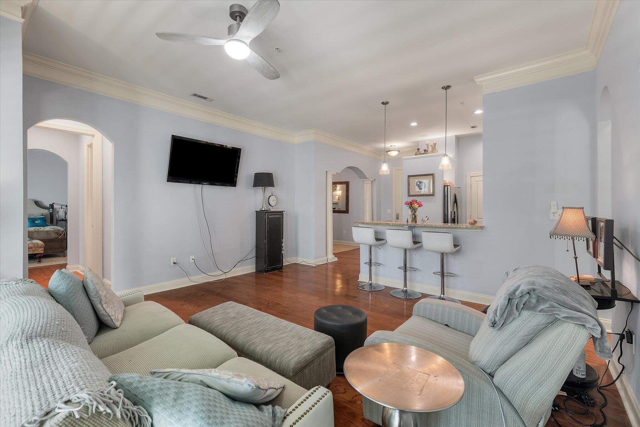200 River Landing Drive 105f