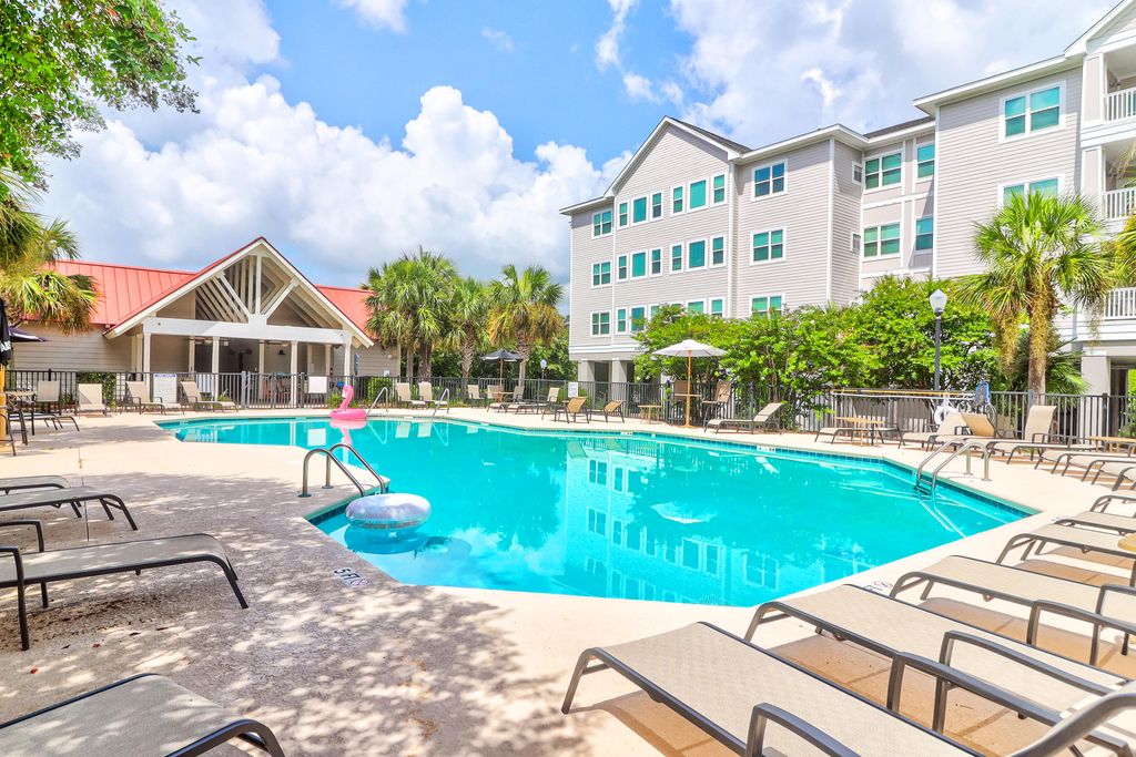 Photo of 1984 Folly Road #Apt B308, Charleston, SC 29412 (MLS # 26006415)