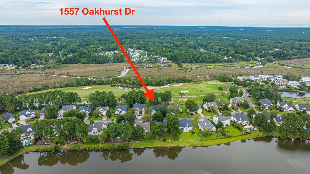 Photo of 1557 Oakhurst Drive, Mount Pleasant, SC 29466 (MLS # 25024947)