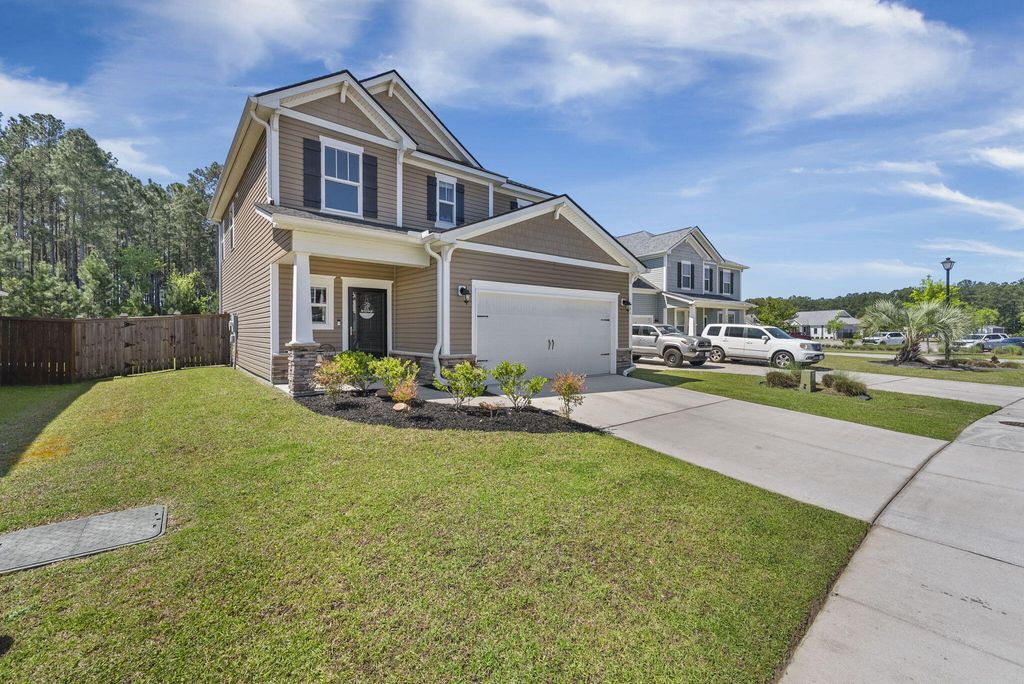 Photo of 436 Northern Red Oak Drive, Summerville, SC 29486 (MLS # 26010434)