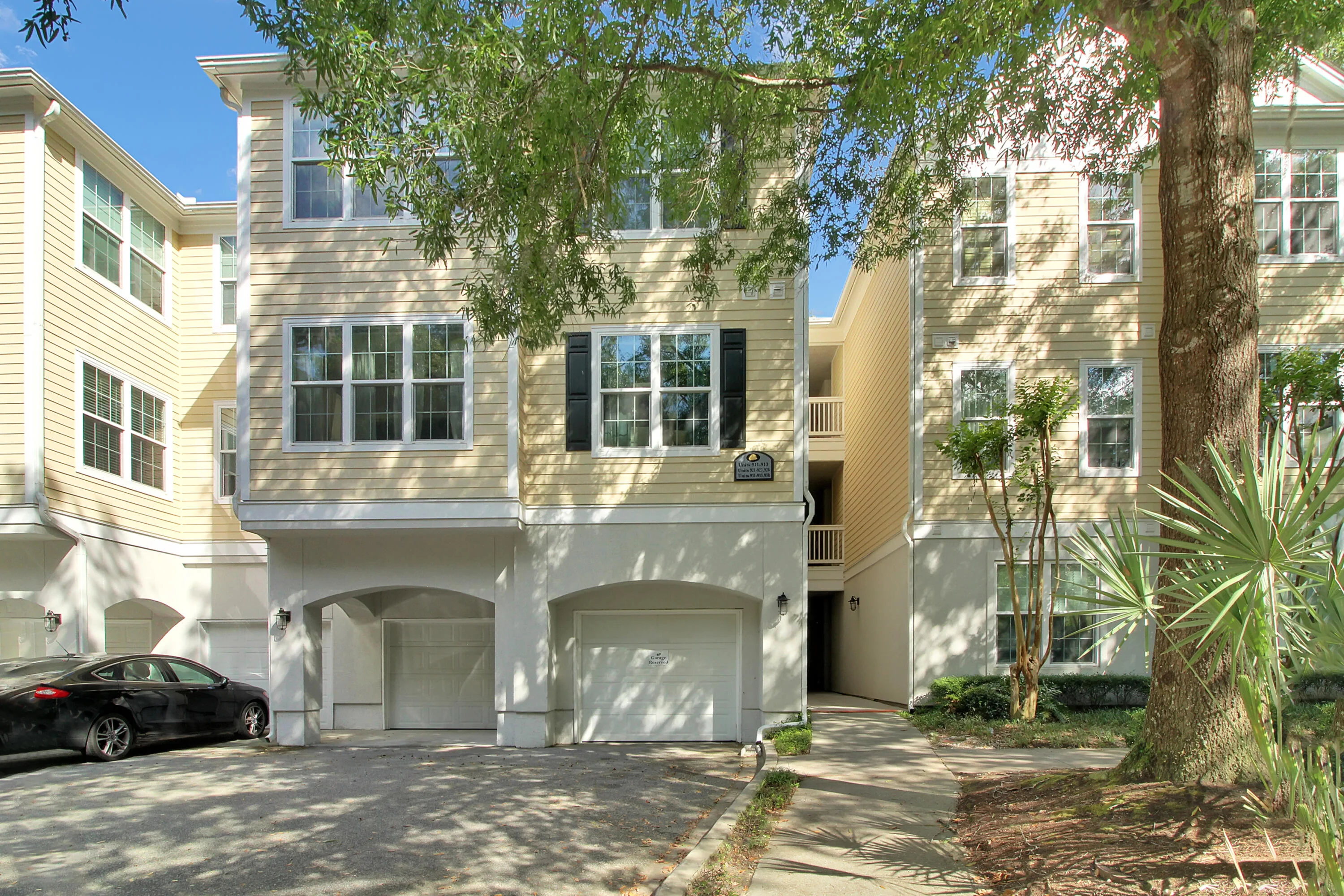 60 Fenwick Hall Allee Alley Unit Apt 911