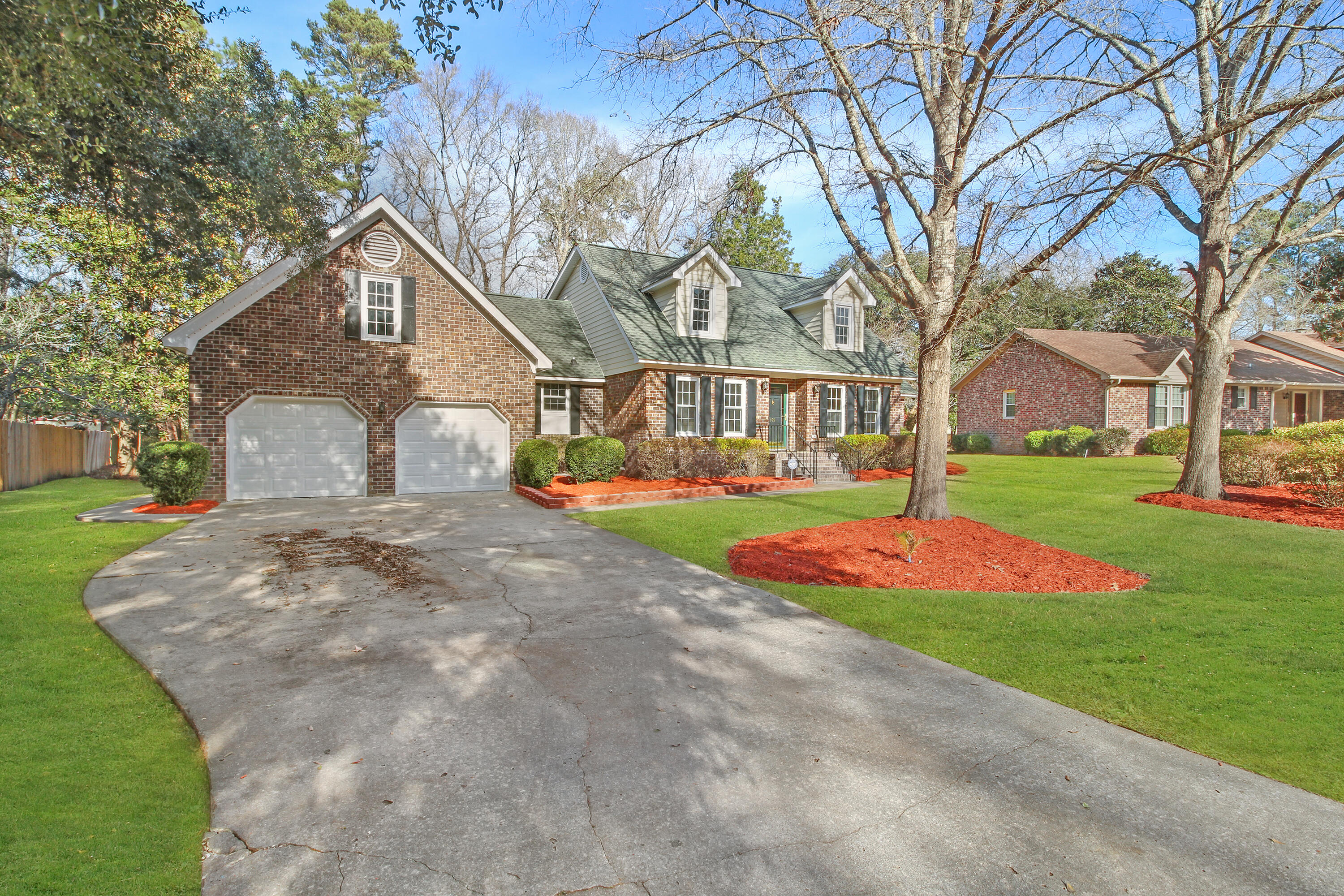 305 Mayfield Street