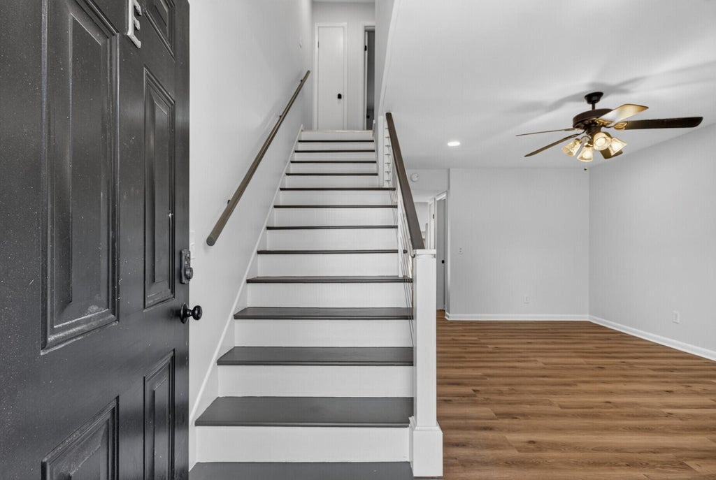 Photo of 21 Rivers Point Row #Apt 3e, Charleston, SC 29412 (MLS # 26023749)