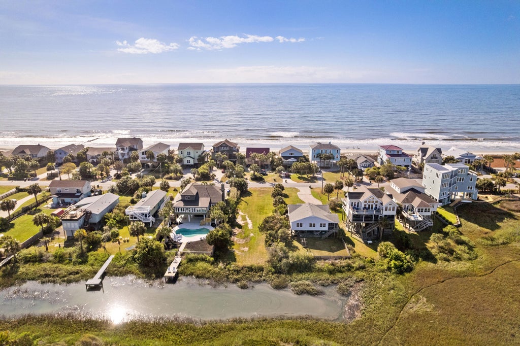 Photo of 1626 E Ashley Avenue, Folly Beach, SC 29439 (MLS # 26024683)