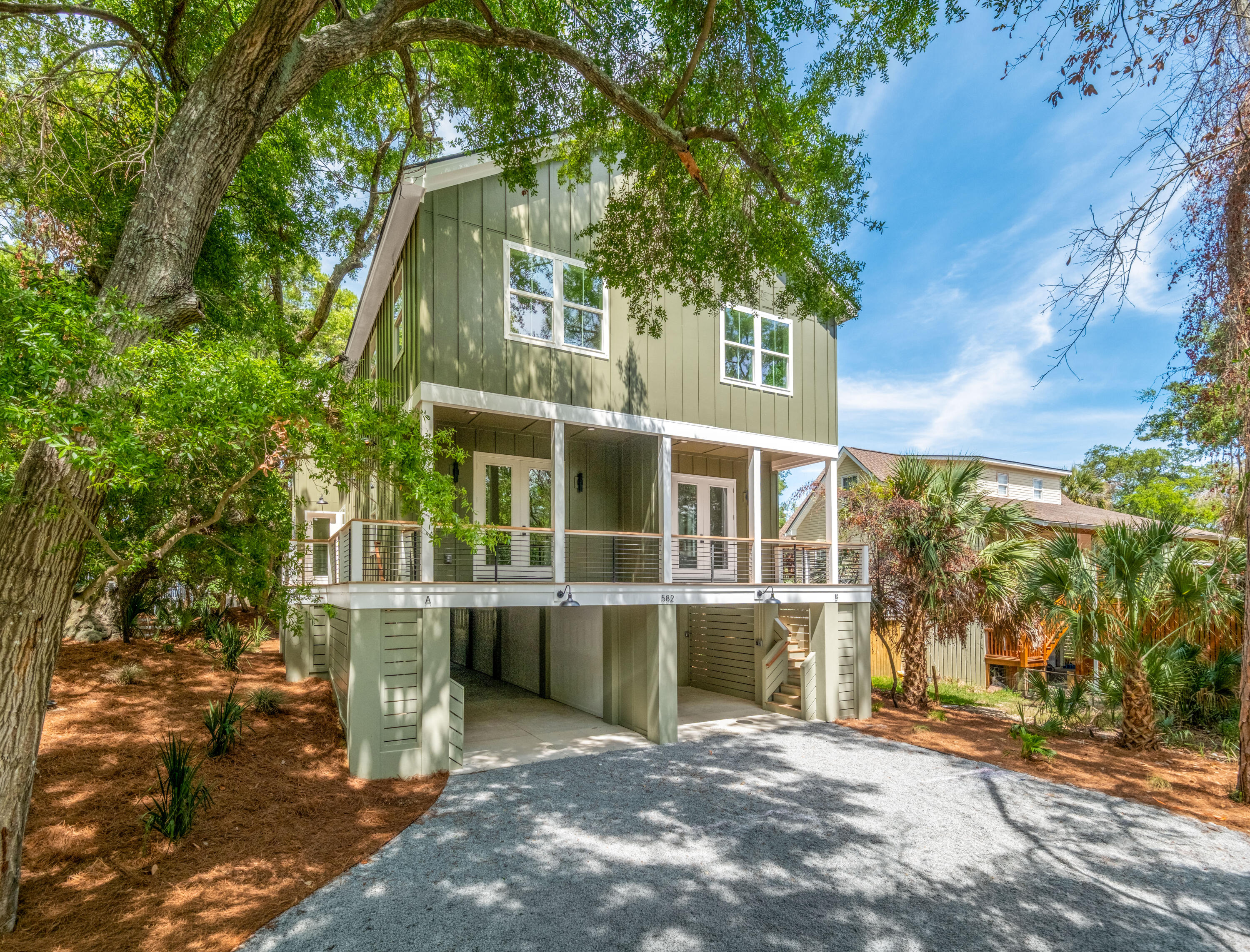 582 Pelican Court A, B