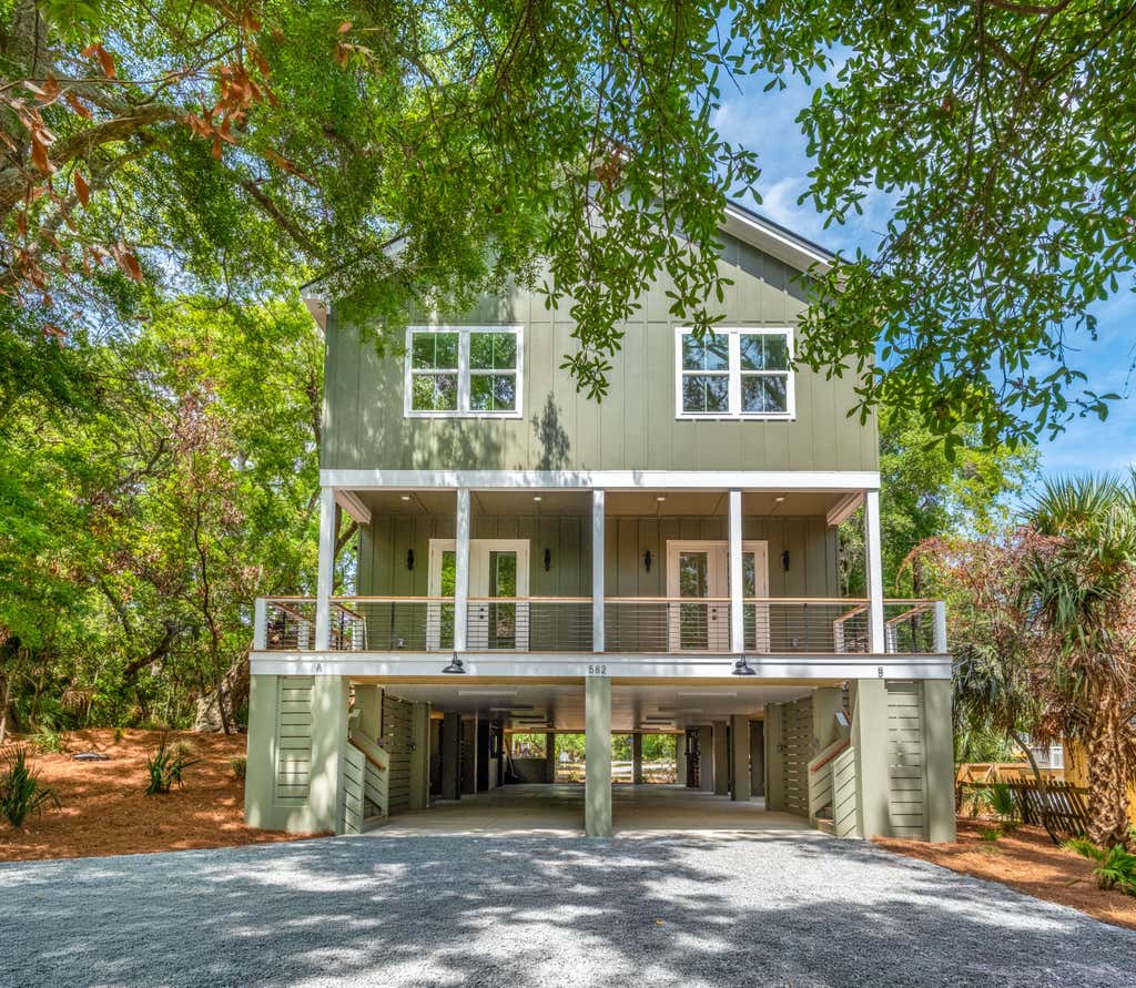 Photo of 582 Pelican Court #A, B, Edisto Island, SC 29438 (MLS # 26015105)