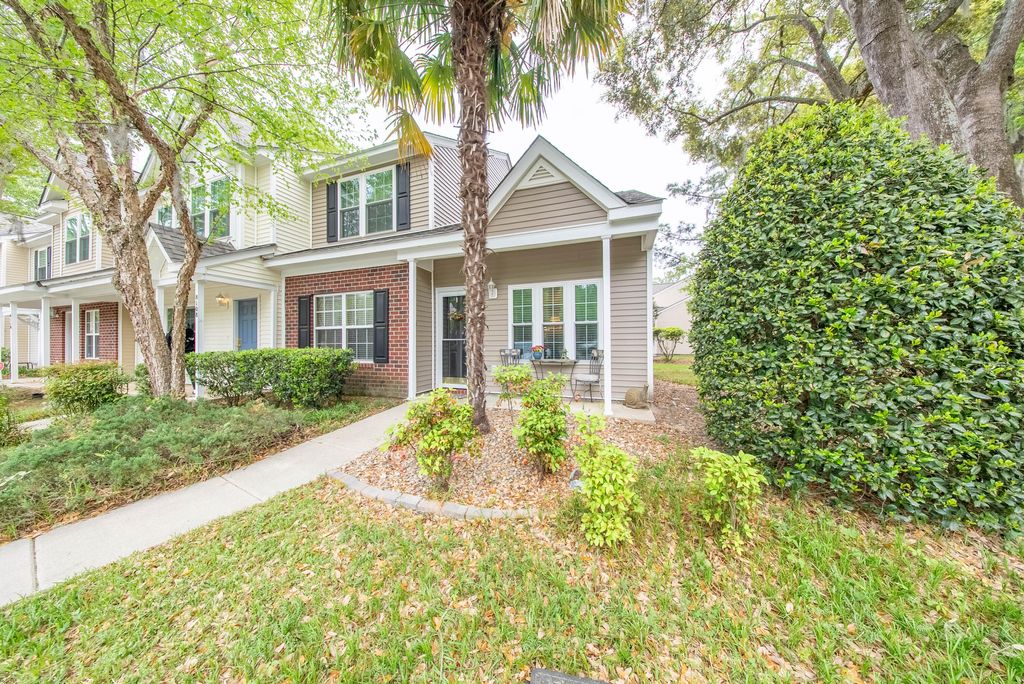 Photo of 8106 Shadow Oak Drive, North Charleston, SC 29406 (MLS # 26009812)