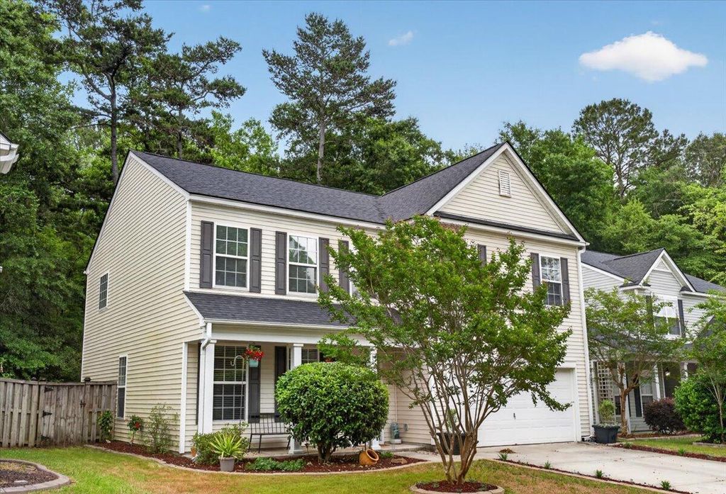 Photo of 3029 Ellington Drive, Summerville, SC 29485 (MLS # 26012353)