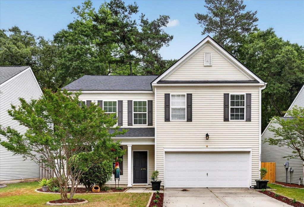 Photo of 3029 Ellington Drive, Summerville, SC 29485 (MLS # 26012353)