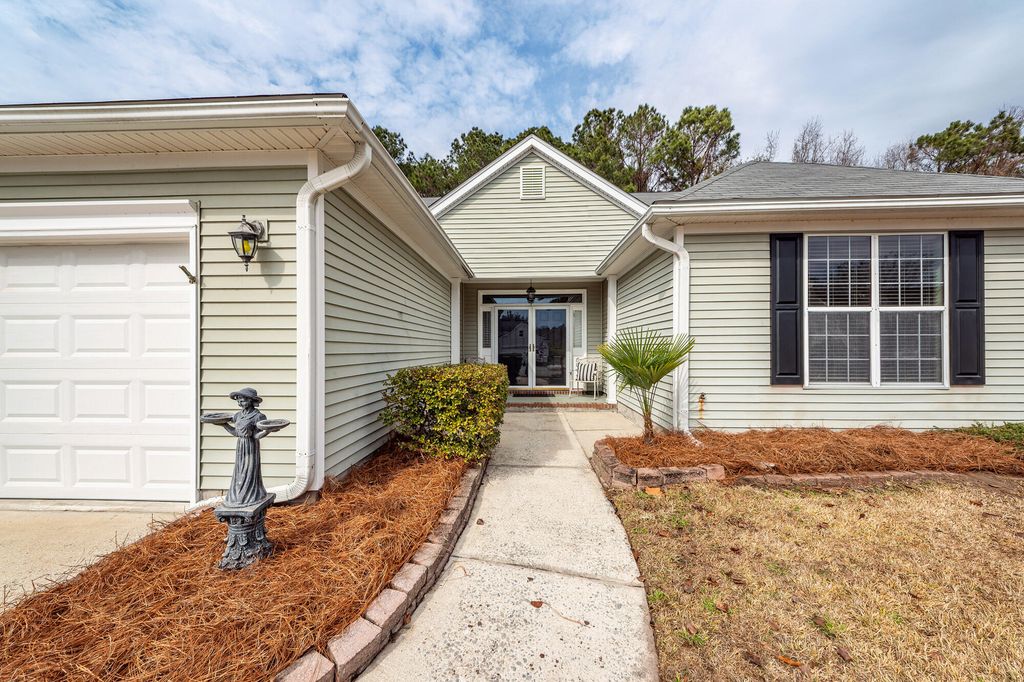 Photo of 6044 Fieldstone Circle, Charleston, SC 29414 (MLS # 26004125)