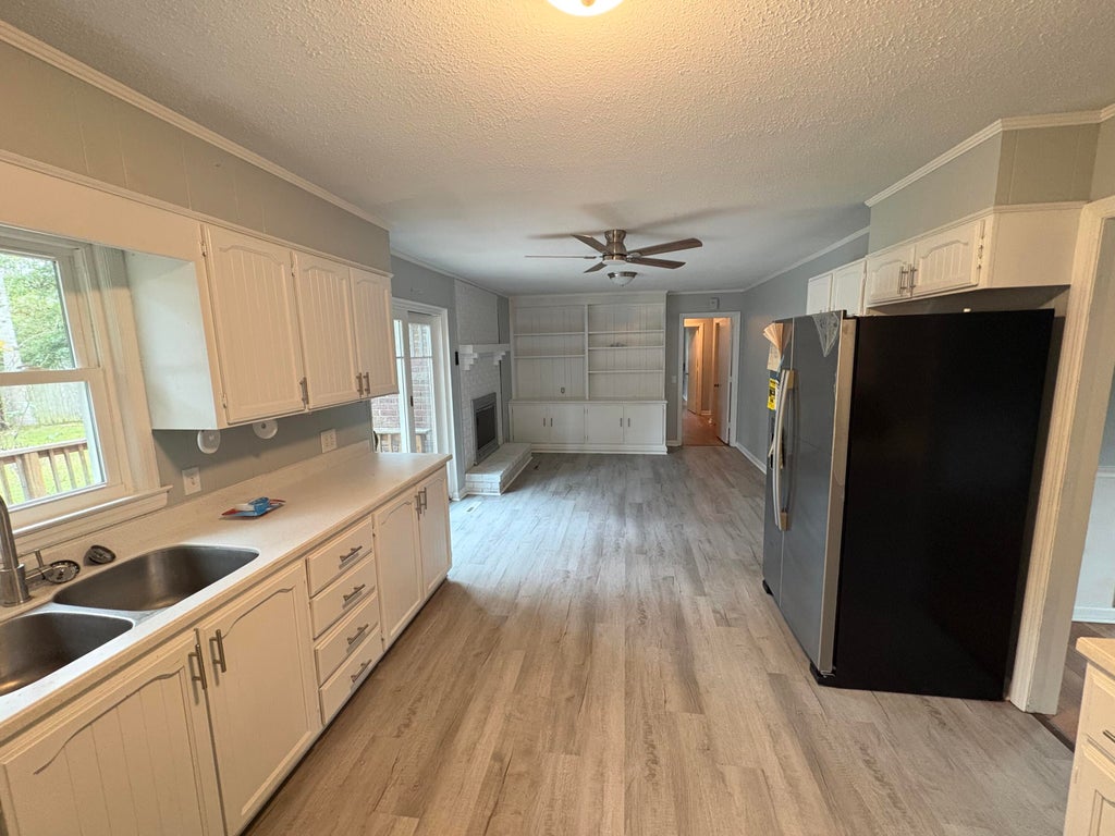 Photo of 605 Lynwood Road, Walterboro, SC 29488 (MLS # 26026624)