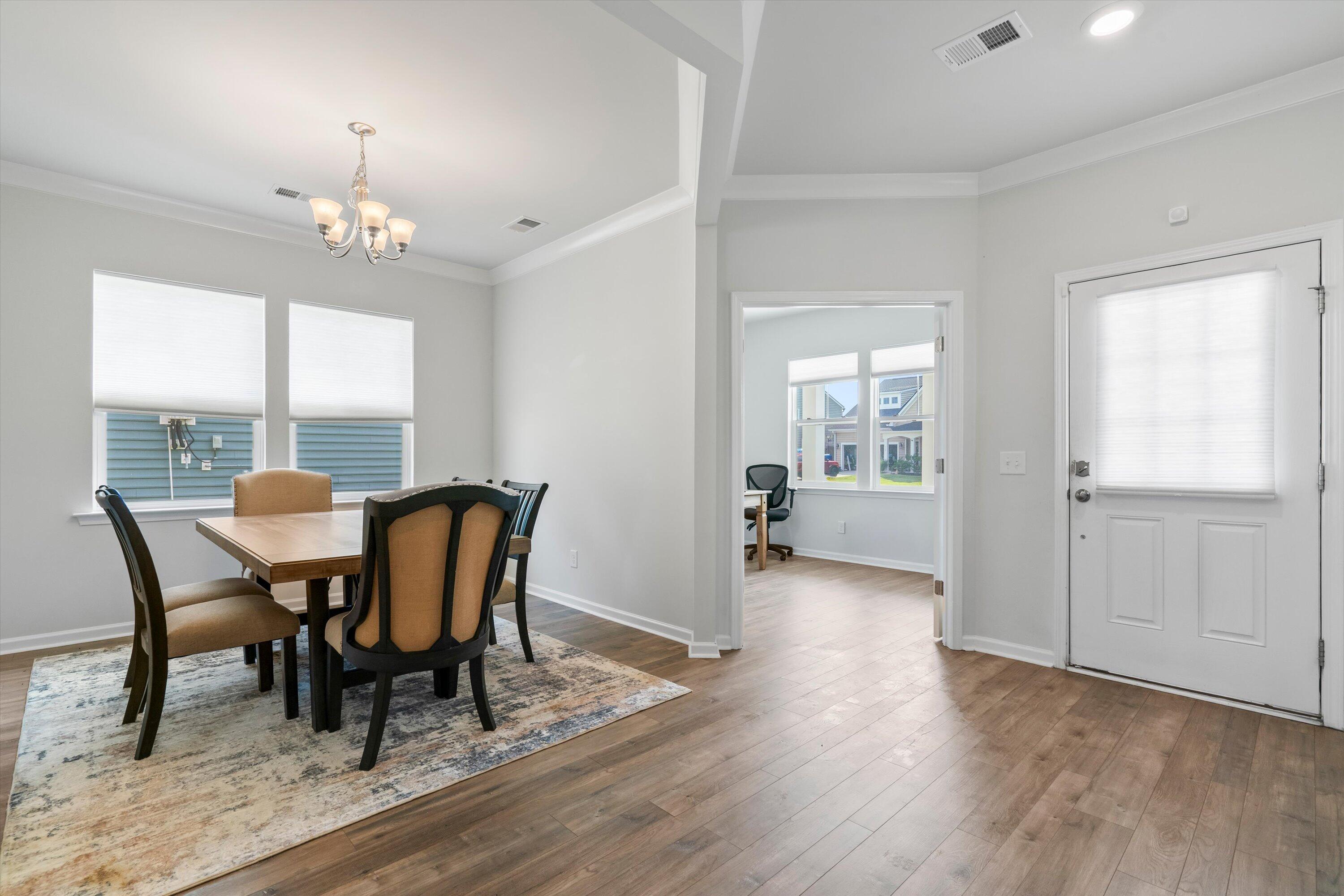 715 Squire Pope Road