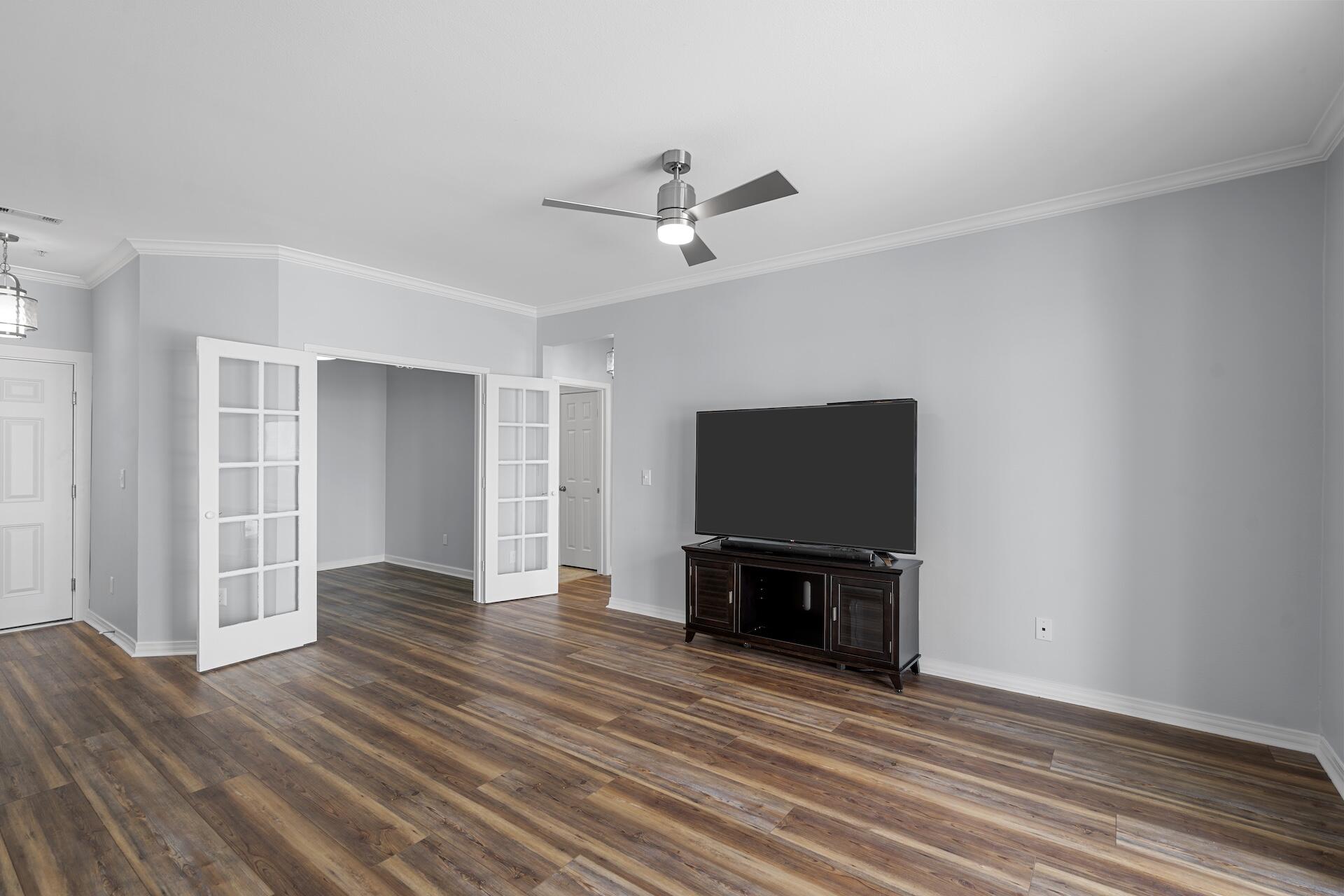 130 River Landing Drive 4102