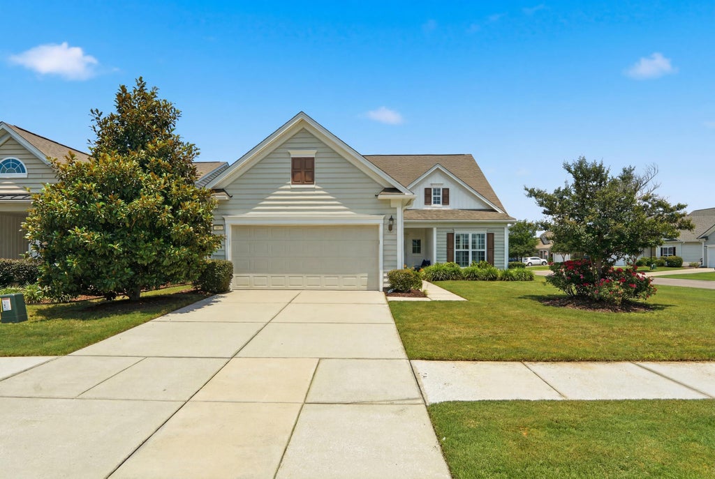 Photo of 554 Tranquil Waters Way, Summerville, SC 29486 (MLS # 26017472)