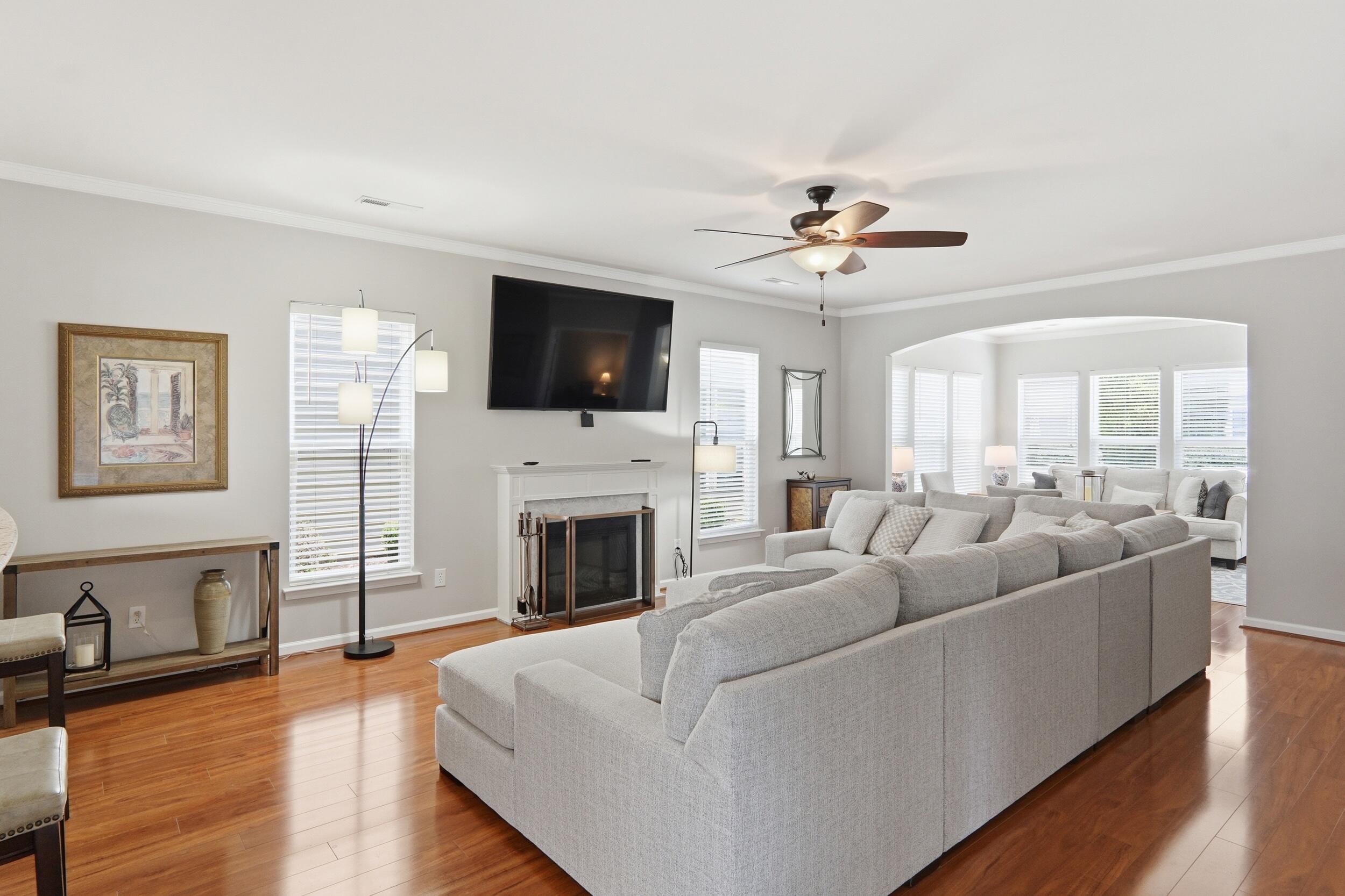 554 Tranquil Waters Way