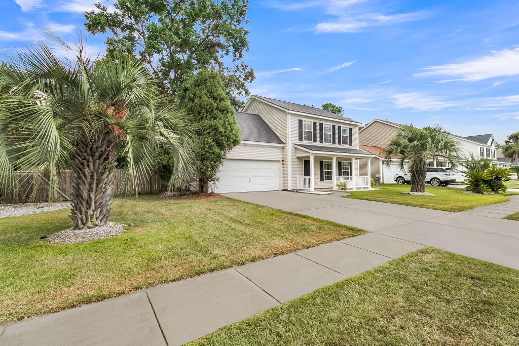 Photo of 401 Beverly Drive, Summerville, SC 29485 (MLS # 26027654)