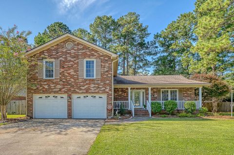 Photo of 206 Eastover Circle, Summerville, SC 29483 (MLS # 25026978)