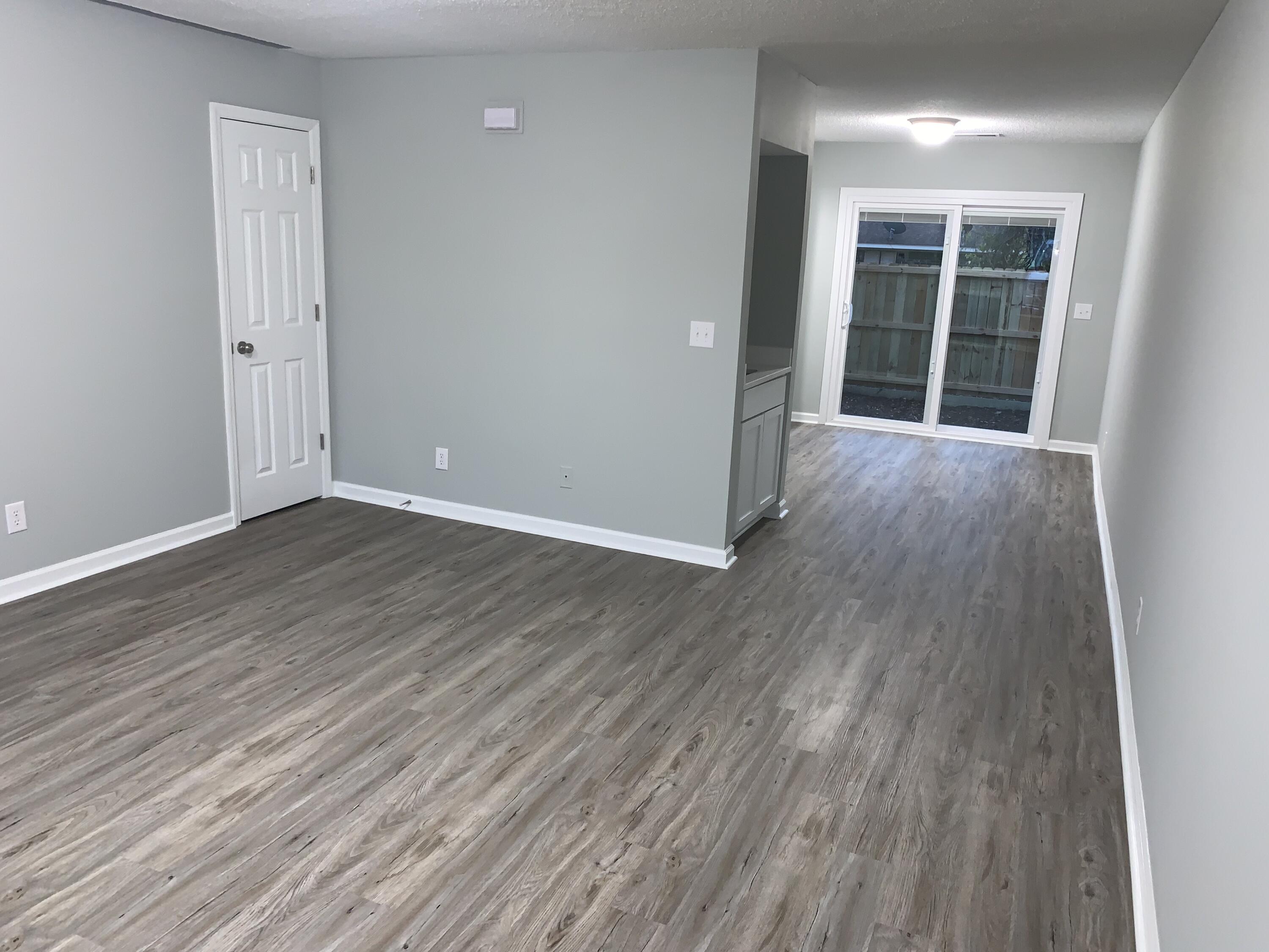 Photo 9 of 37 of 265 Pine Shadow Drive townhome