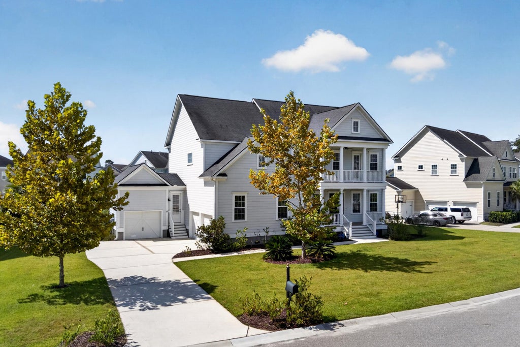 Photo of 2909 River Vista Way, Mount Pleasant, SC 29466 (MLS # 26026864)