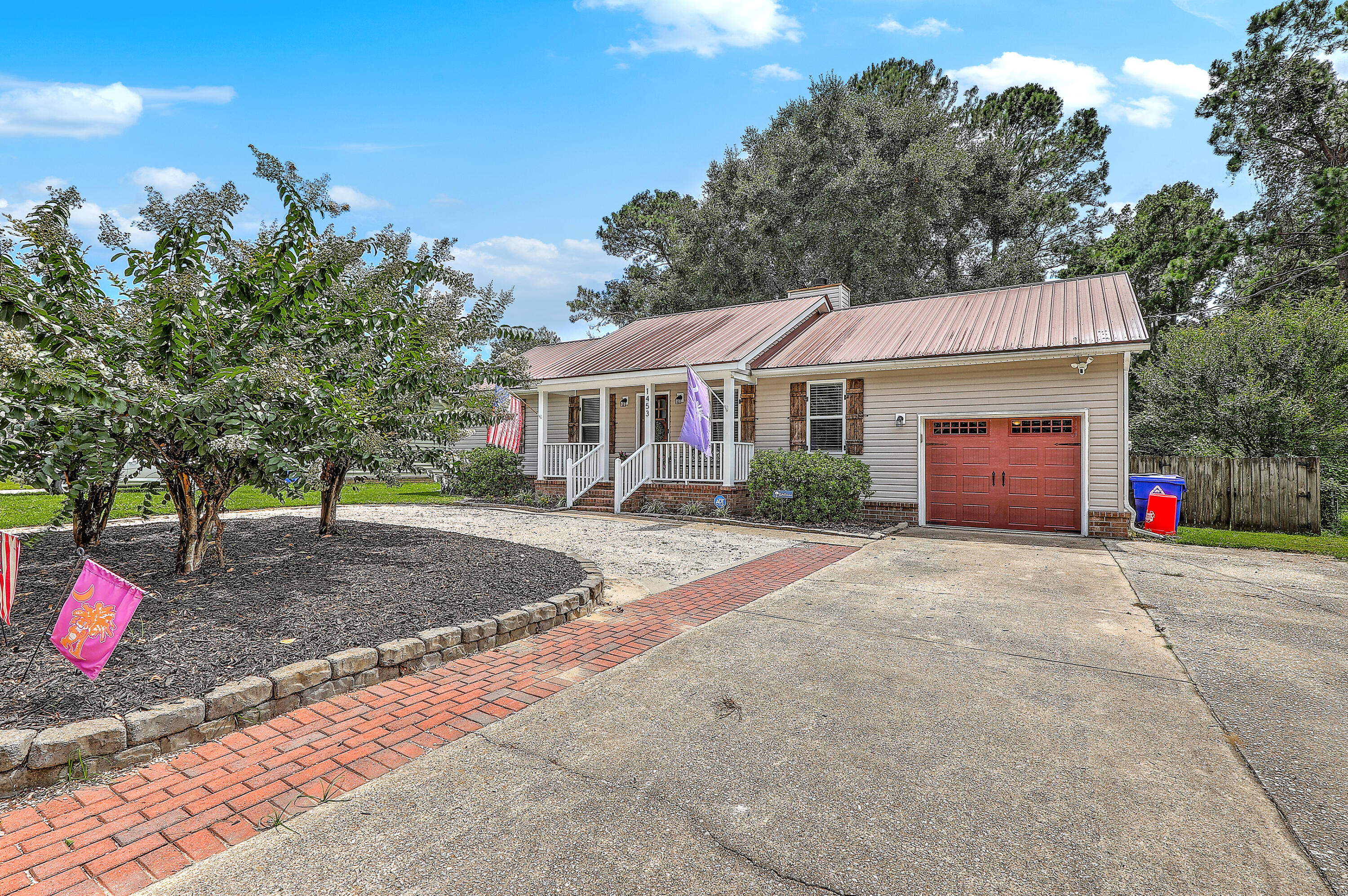 1453 Camp Road