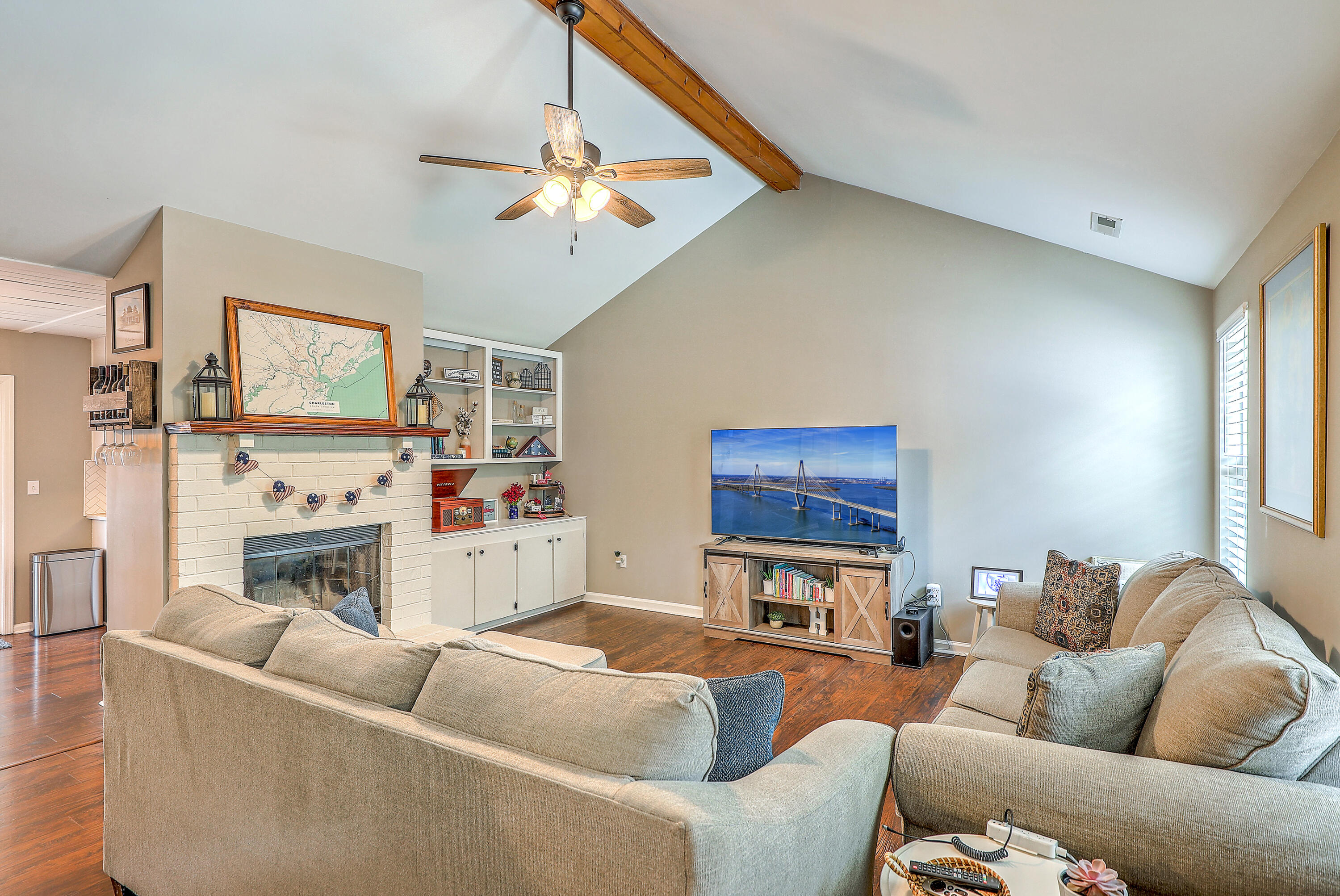 1453 Camp Road