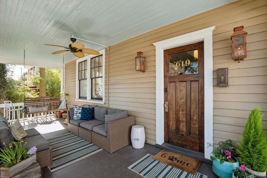 Photo of 619 Rutledge Avenue, Charleston, SC 29403 (MLS # 26004491)