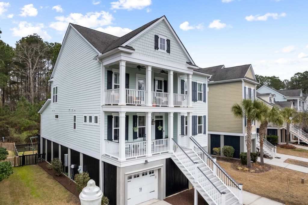 Photo of 1933 Clay Lane, Charleston, SC 29414 (MLS # 26004143)