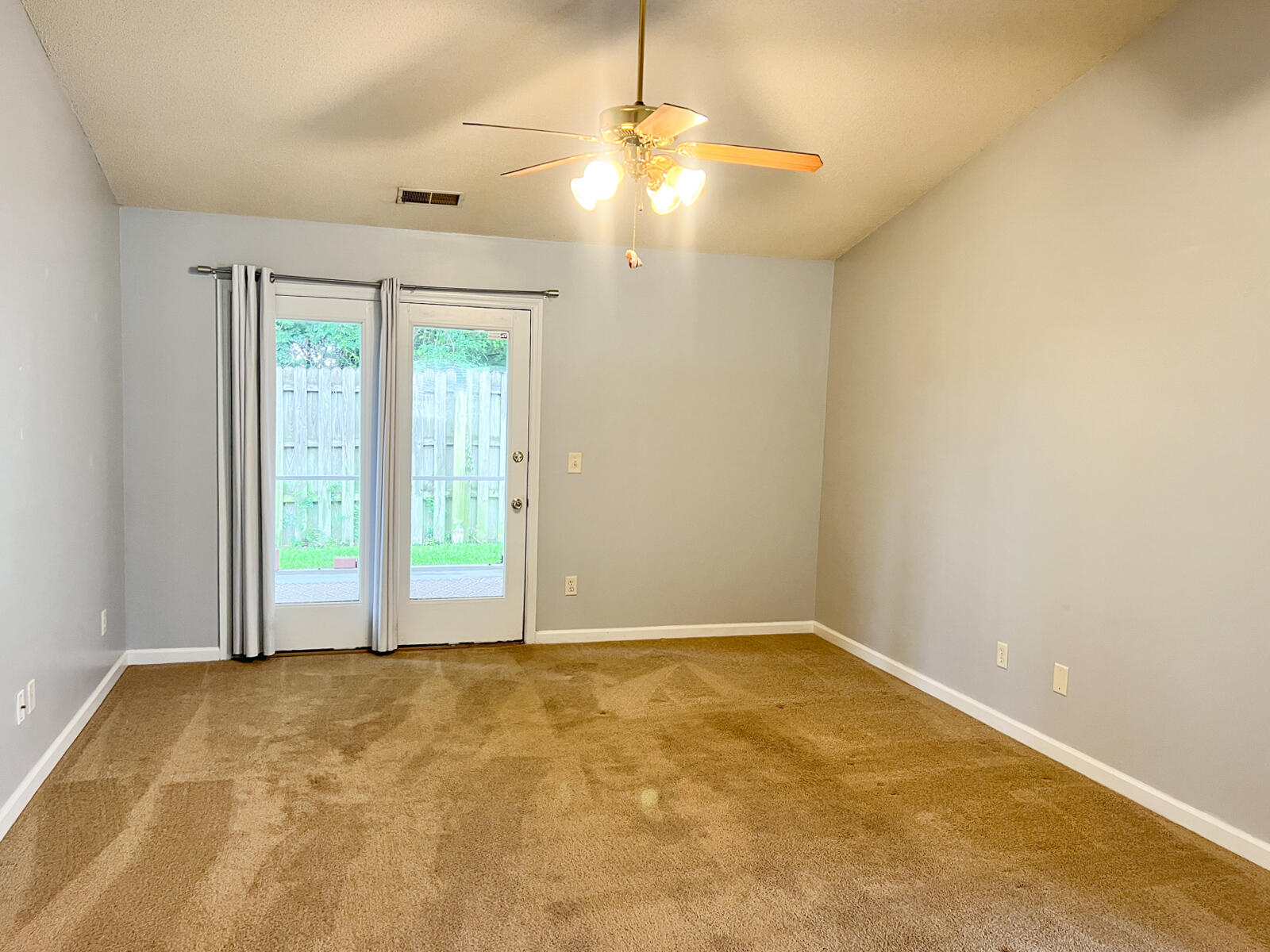 311 Dupont Way