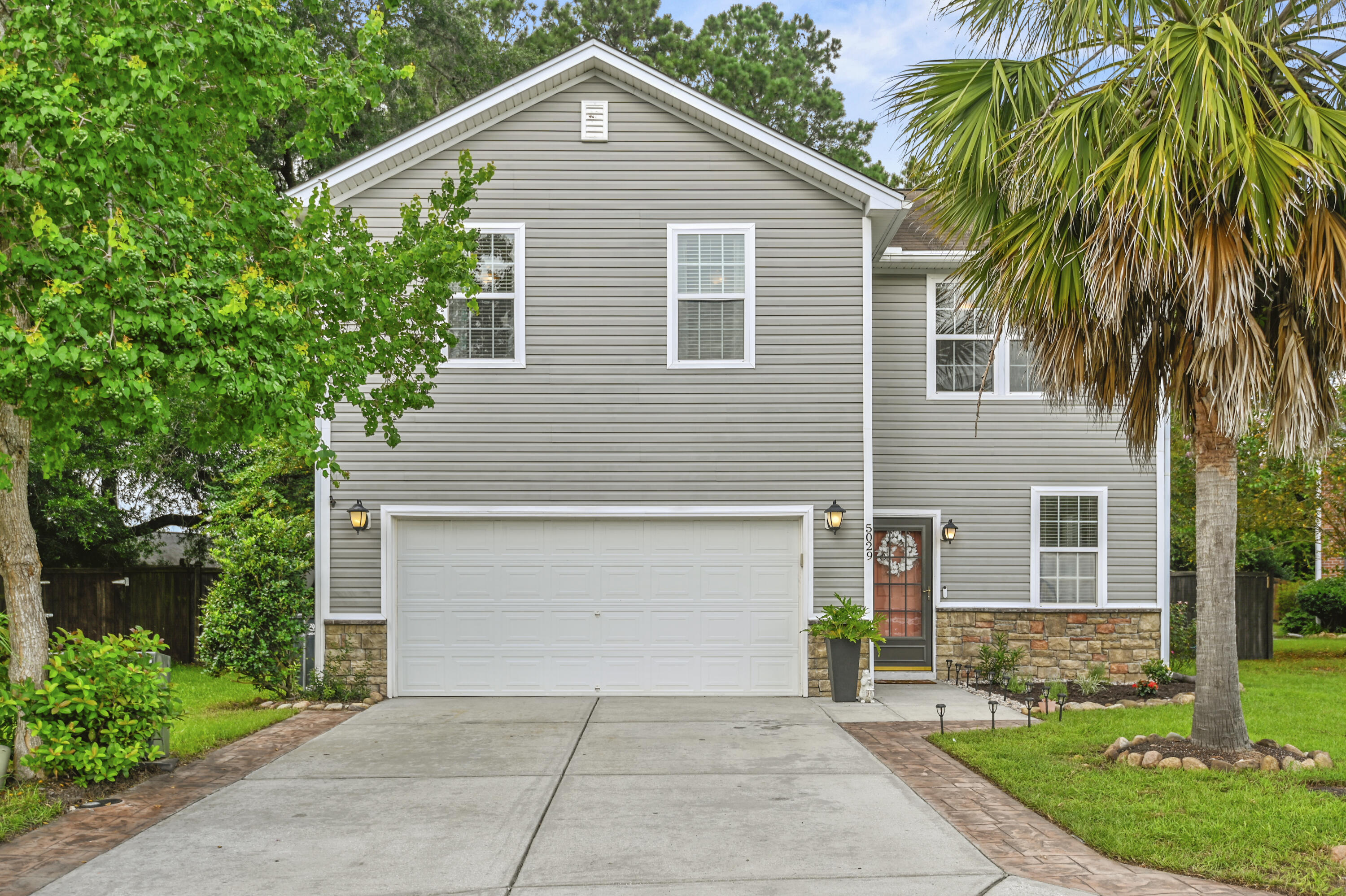 5029 Whitfield Court