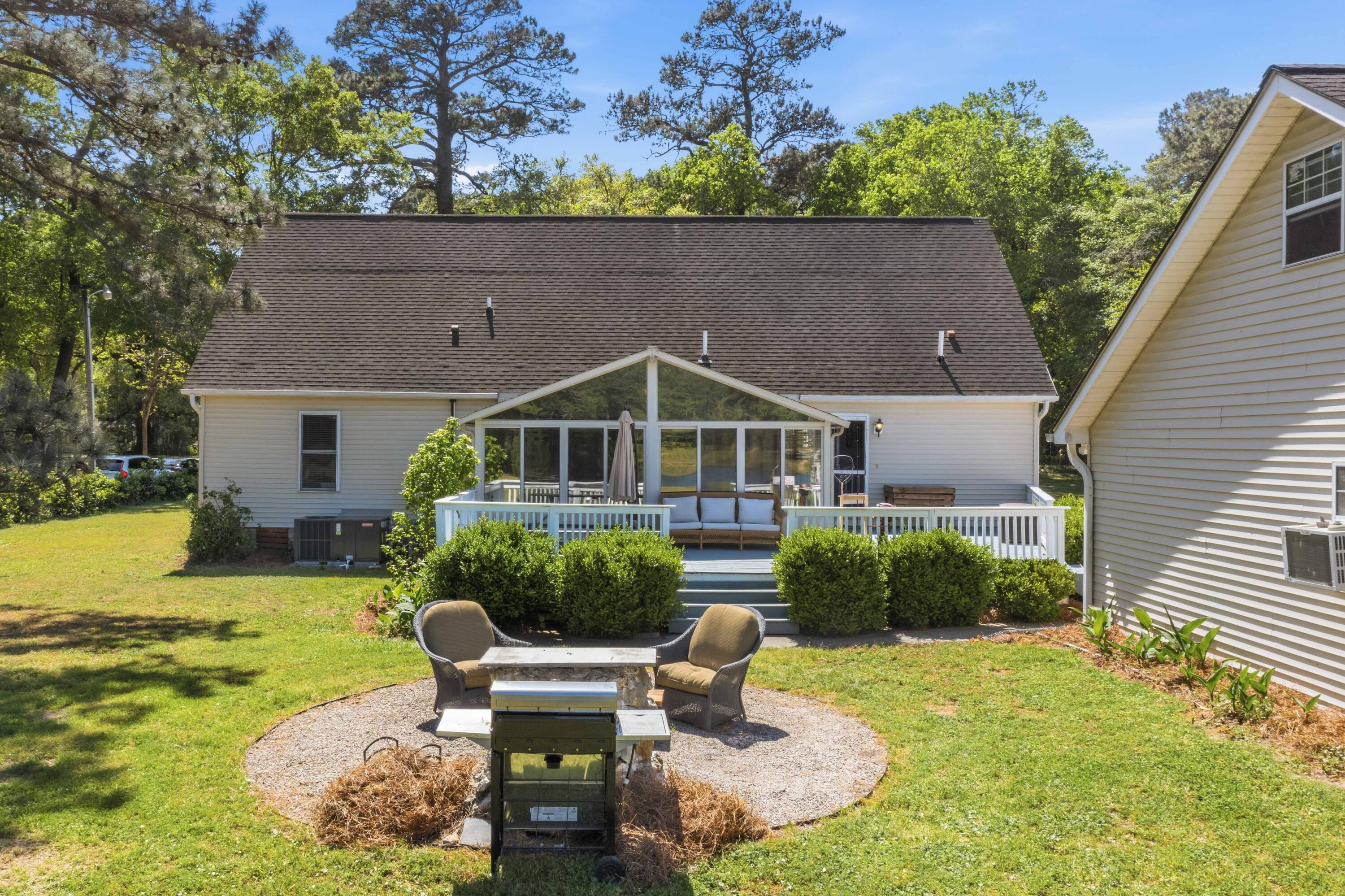 2195 River Road