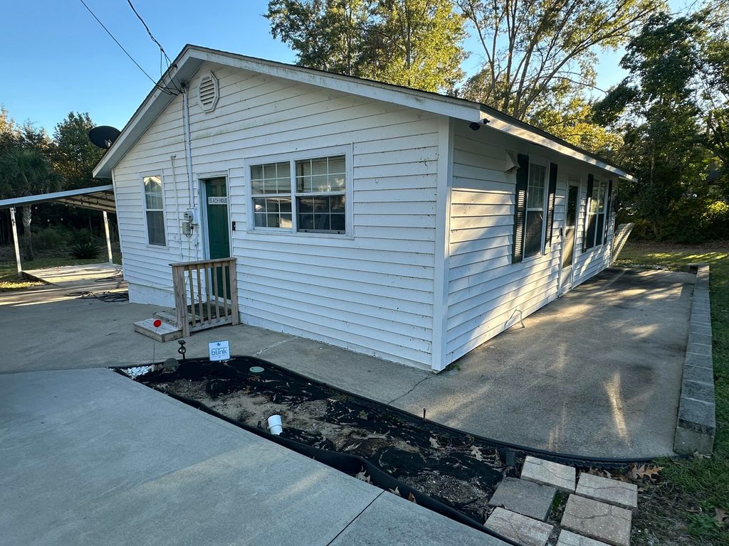 Photo of 307 Irick Drive, Eutawville, SC 29048 (MLS # 25029914)