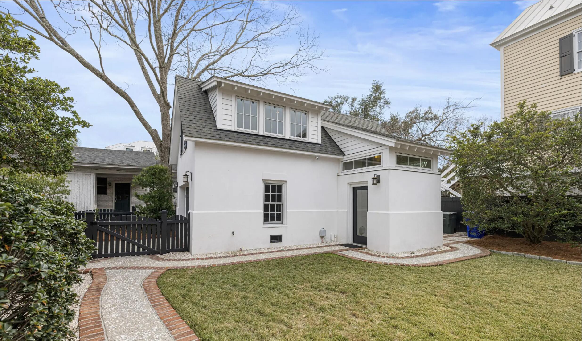 39 Barre Street