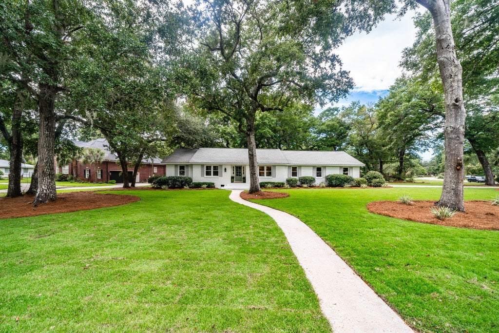 Photo of 865 Evans Road, Charleston, SC 29412 (MLS # 26024745)