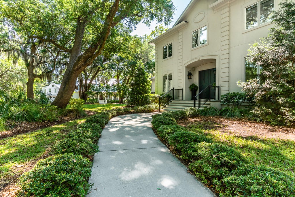 Photo of 371 Live Palmetto Bluff Blf, Mount Pleasant, SC 29464 (MLS # 26025934)