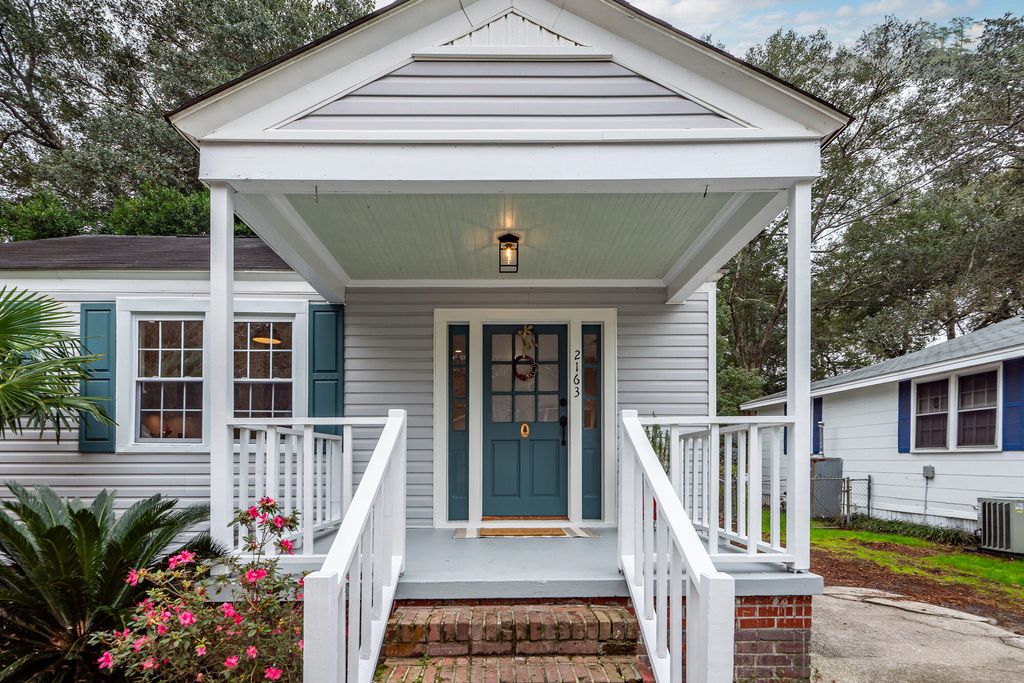 Photo of 2163 Medway Road, Charleston, SC 29412 (MLS # 25032099)