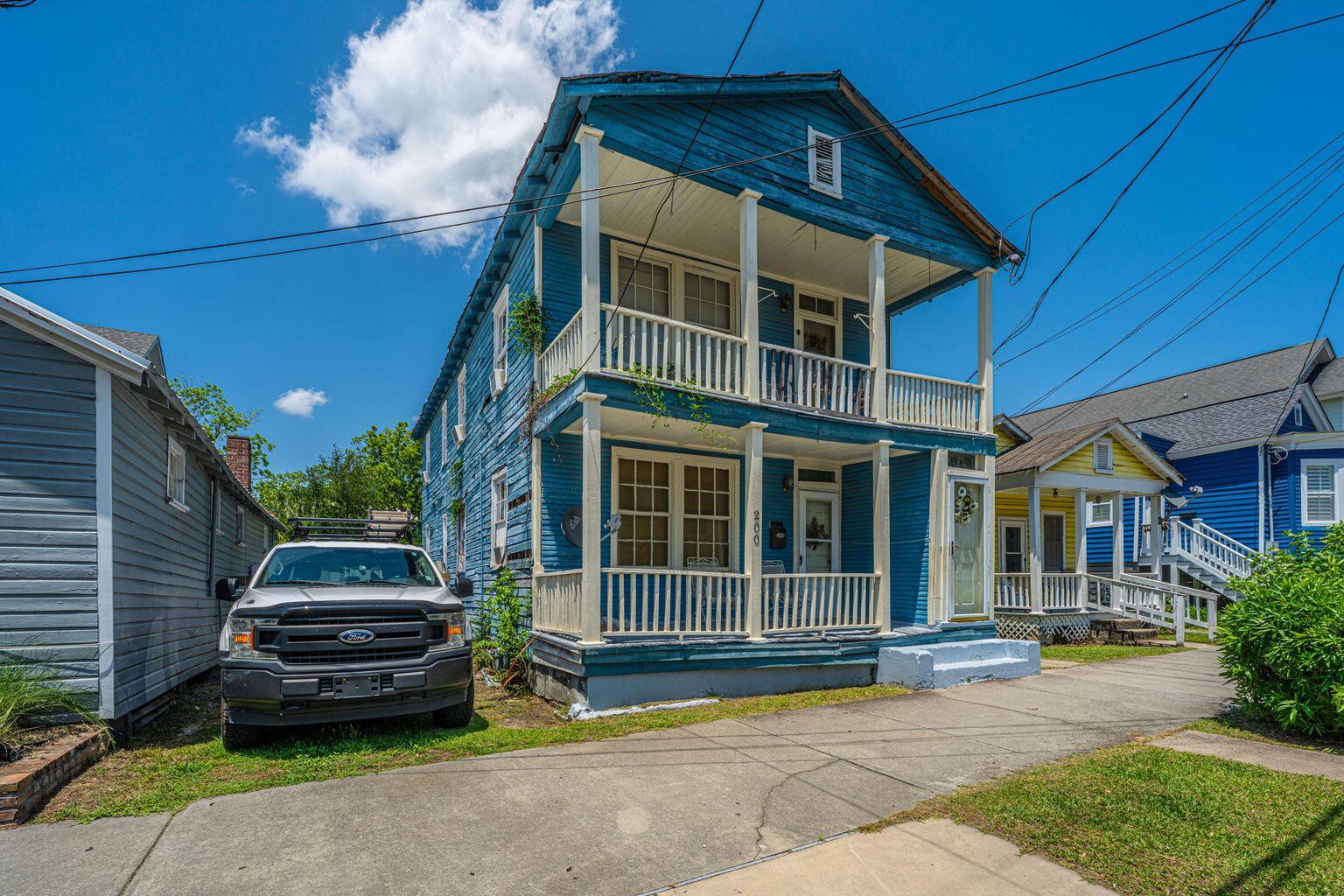 200 Fishburne Street