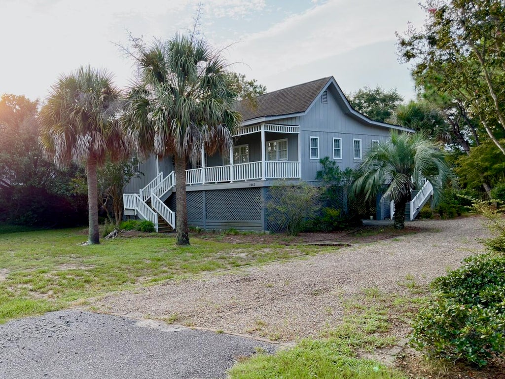 Photo of 2863 Middle Street, Sullivans Island, SC 29482 (MLS # 26025100)