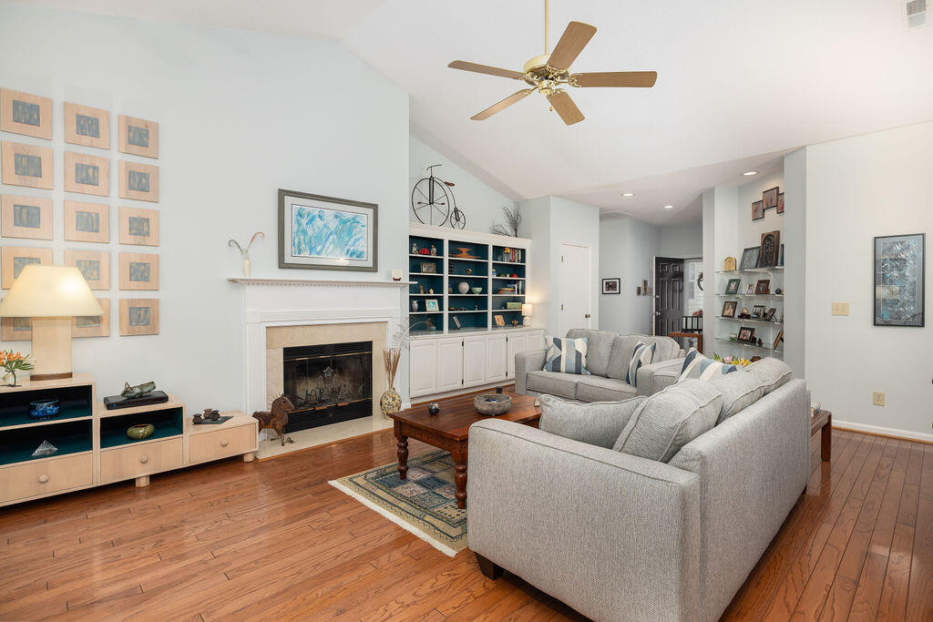 1578 Harborsun Drive